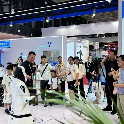 創新驅動，派寶機器人亮相2023世界機器人大會引領物業管理新變革
